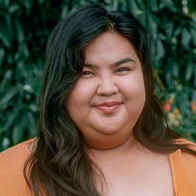 Janelle Flores