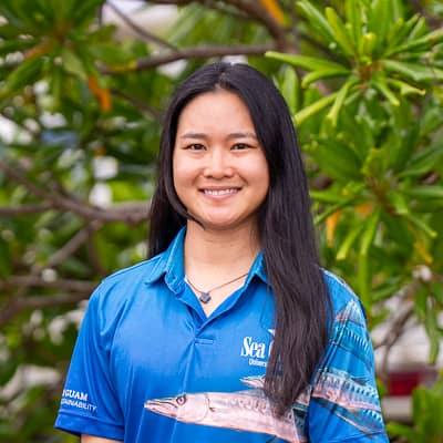 Khanh Ly