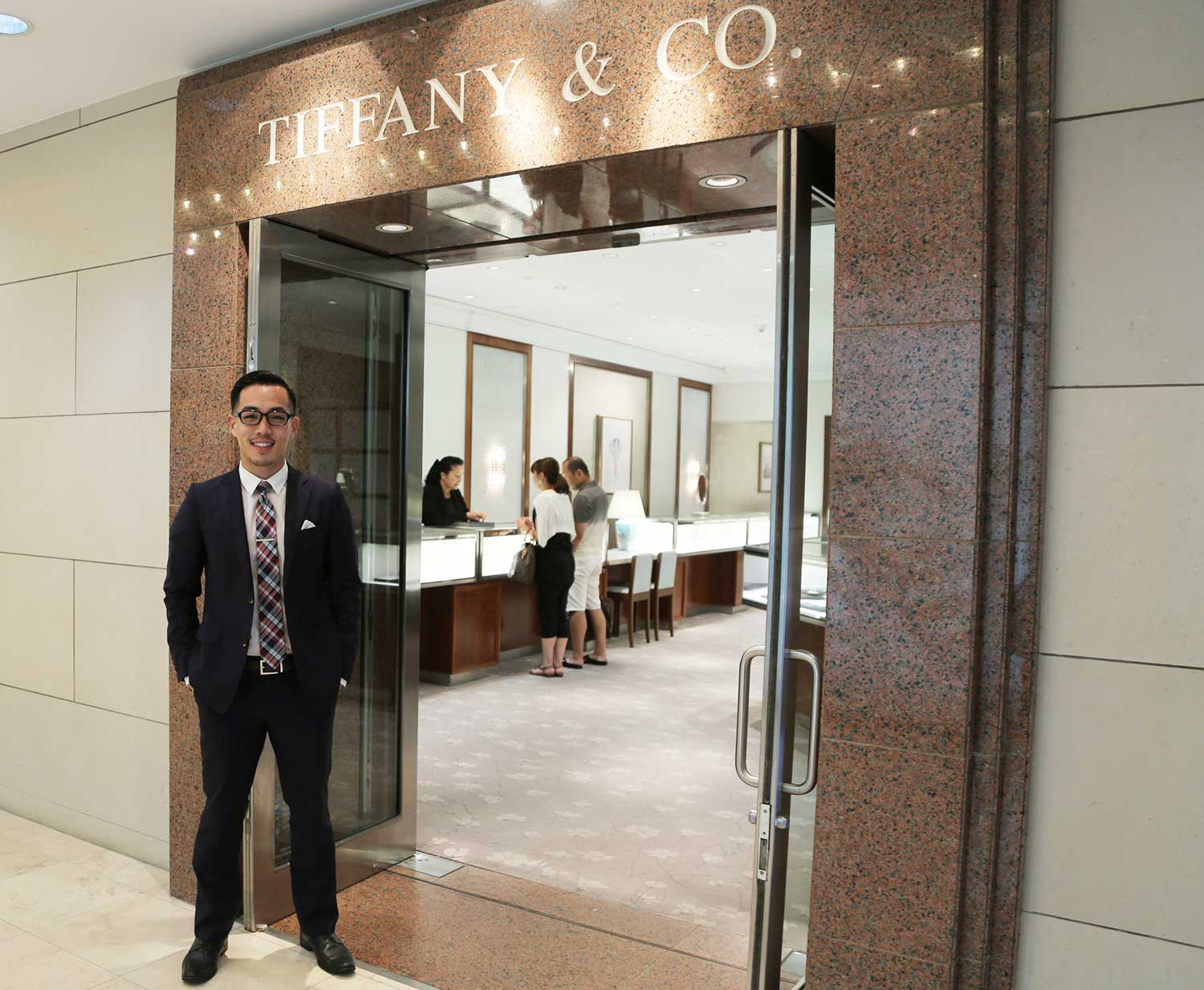 Alumnus James Kim Shines Bright at Tiffany and Co.