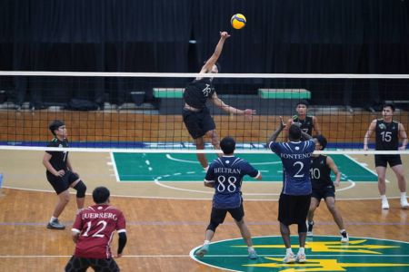 UOG Tritons VS Anderson Bombers in a volleyball game