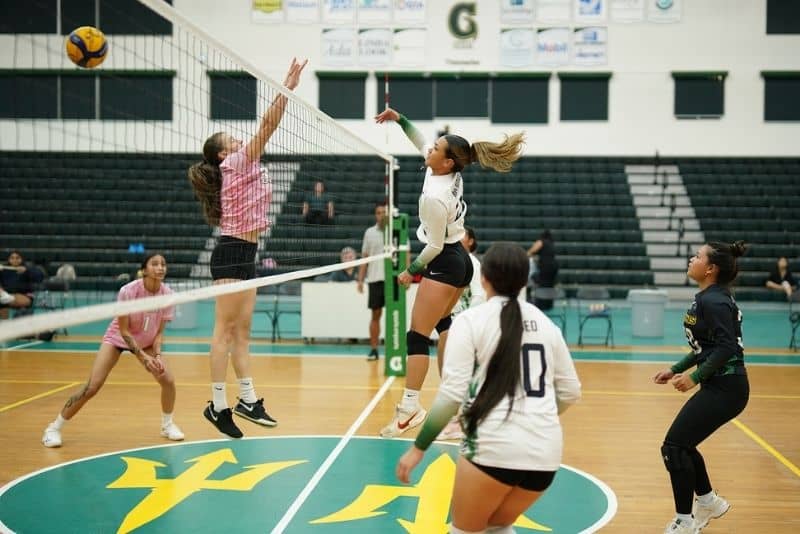 Au Mana and Lady Tritons compete at the UOG fieldhouse.