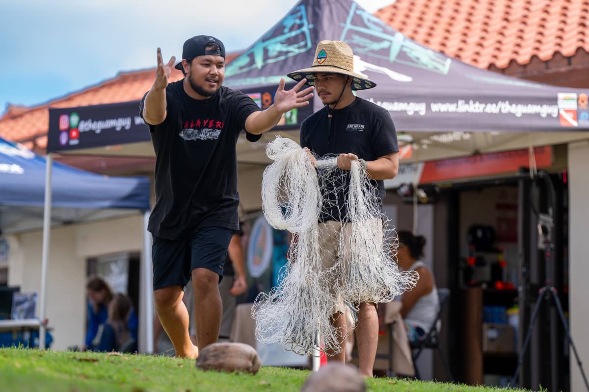 talaya throwing and static displays